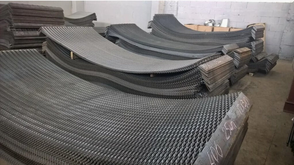 Лист 4мм ПВЛ 406 ст.3 ш.1200мм НЕ РЕЖЕМ