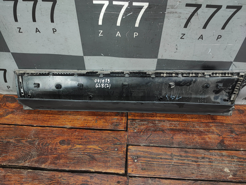 Накладка двери задней правой GAC GS8 2 21-нв Б/У Оригинал 7155102DRS0300