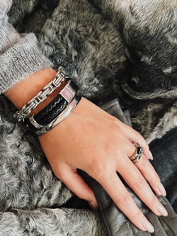 Texture chain bracelet