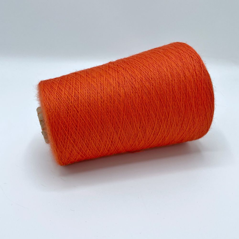 Бобинная пряжа для вязания (300 гр.) Sudwollgroup 100% меринос экстрафайн