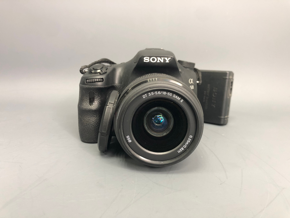 Sony A58 Kit DT 18-55mm 3.5-5.6 SAM II 2.700 кадров