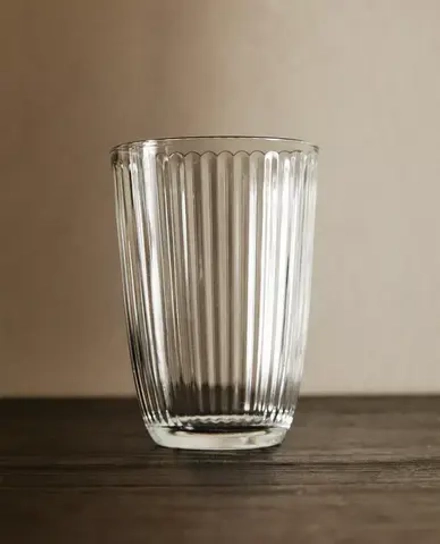 ZARA HOME СТАКАН ДЛЯ ПРОХЛАДИТЕЛЬНЫХ НАПИТКОВ ИЗ СТЕКЛА С УЗОРОМ В ПОЛОСКУ, ПРОЗРАЧНЫЙ