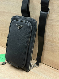 Сумка-слинг Prada