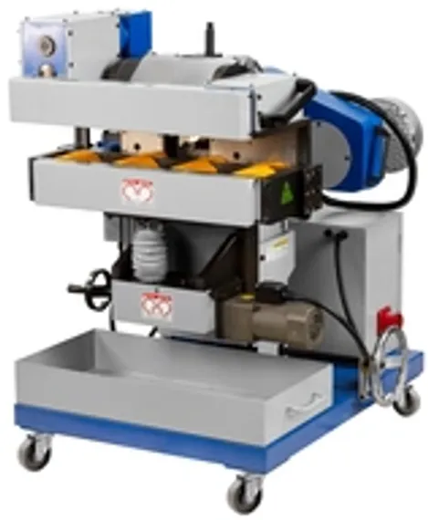 Пластина режущая для снятия L-фаски