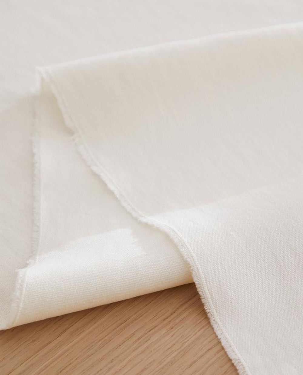 ZARA HOME СКАТЕРТЬ-ДОРОЖКА НА СТОЛ ИЗ СТИРАННОГО ЛЬНА, ЭКРЮ