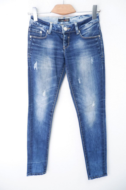 Джинсы Conver с потертостями 40 размер