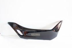 64431-KWN-900ZA. COVER, R. SIDE *NHA35M*