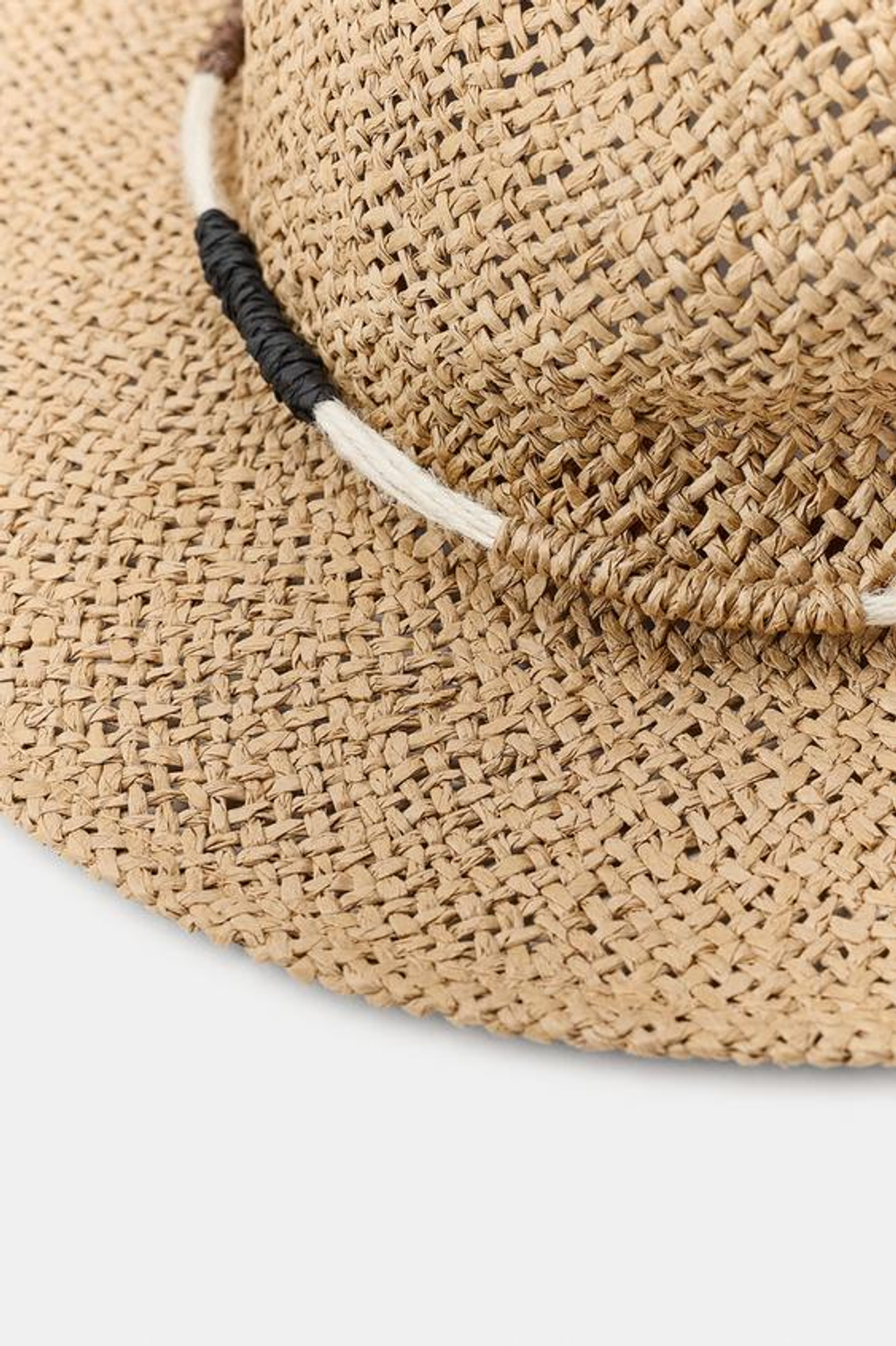 ZARA ШЛЯПА ИЗ ПЛЕТЕНОЙ СОЛОМКИ СО ШНУРОМ, СВЕТЛО-БЕЖЕВЫЙ
