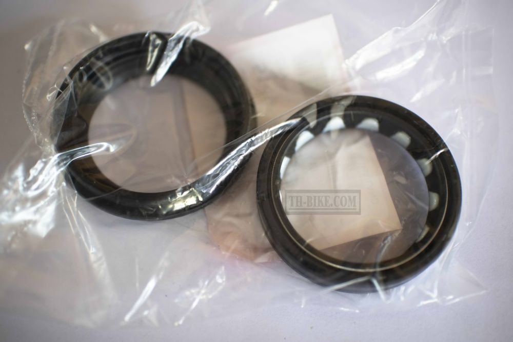 51490-KZZ-J01. SEAL SET, FR. FORK