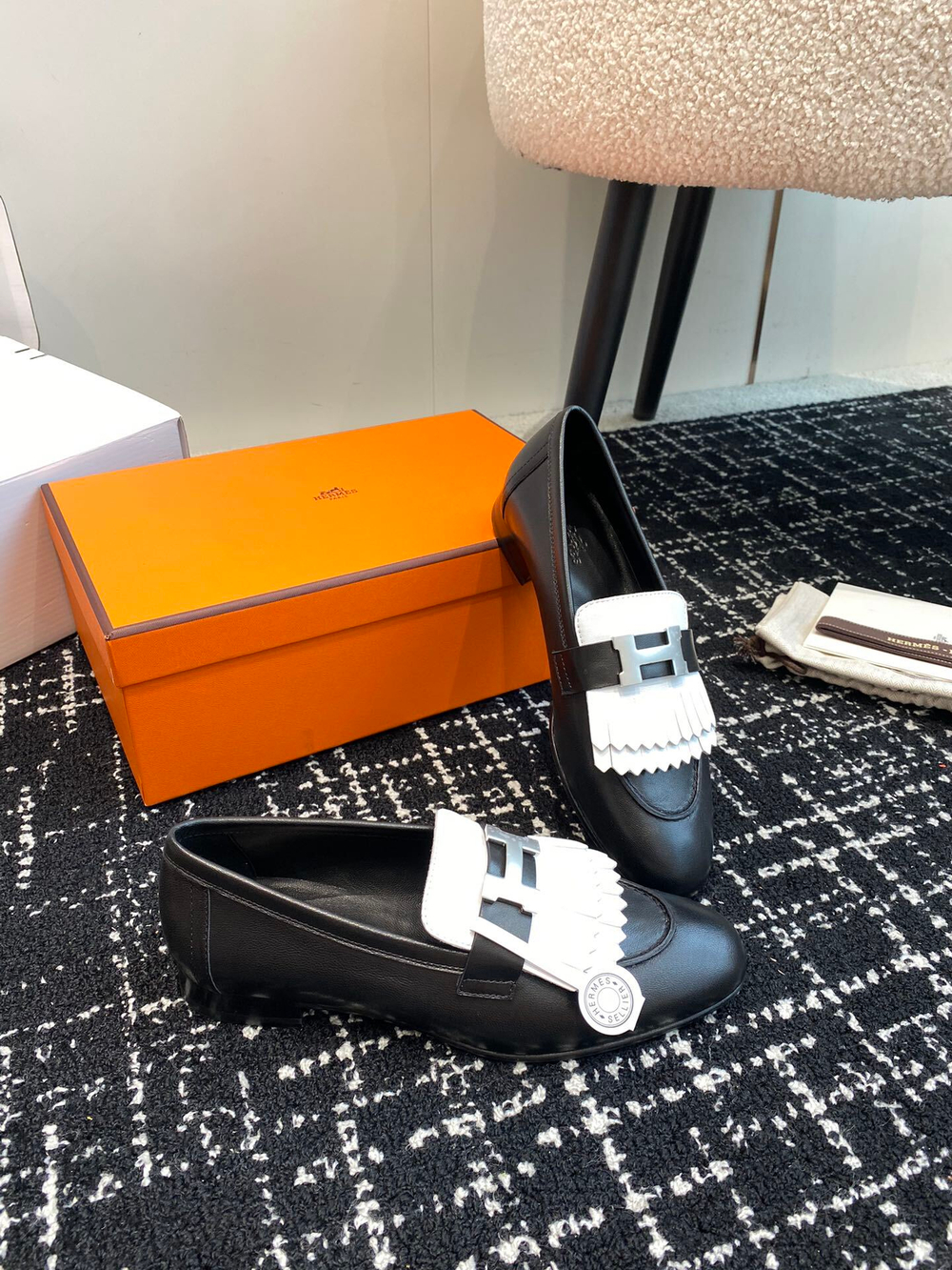 Hermes Loafer (2 colors)
