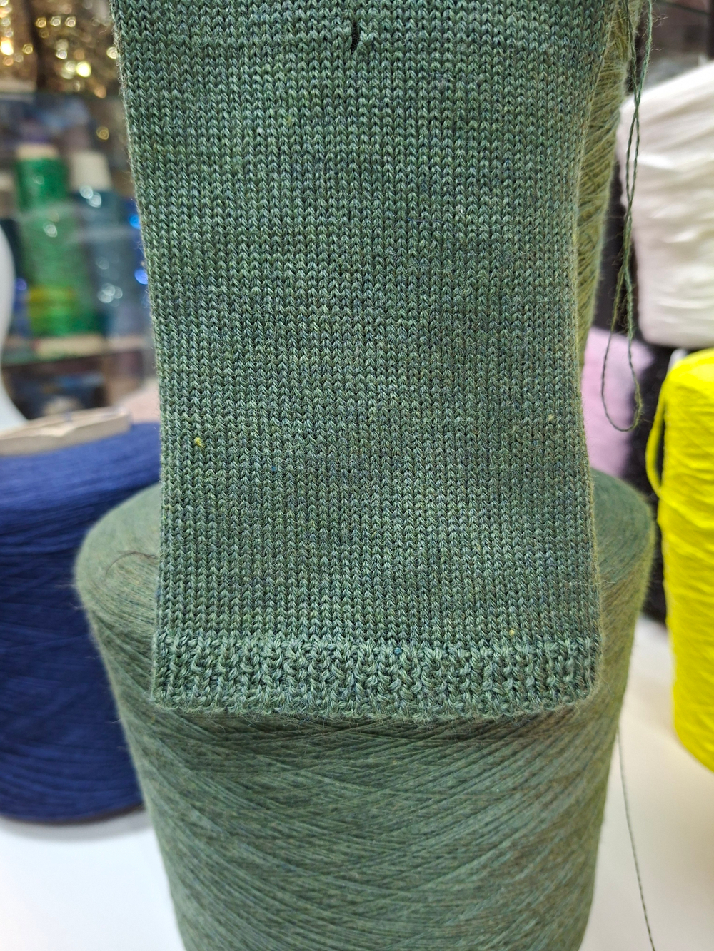 LANASETA - Luxury Selection by Ri.Go; 75% меринос, 25% шелк; 1400м/100г, (2/28); col. LS005, цвет: черный; S702