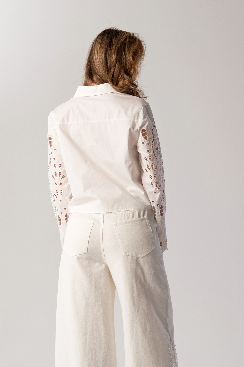 Рубашка с кружевом