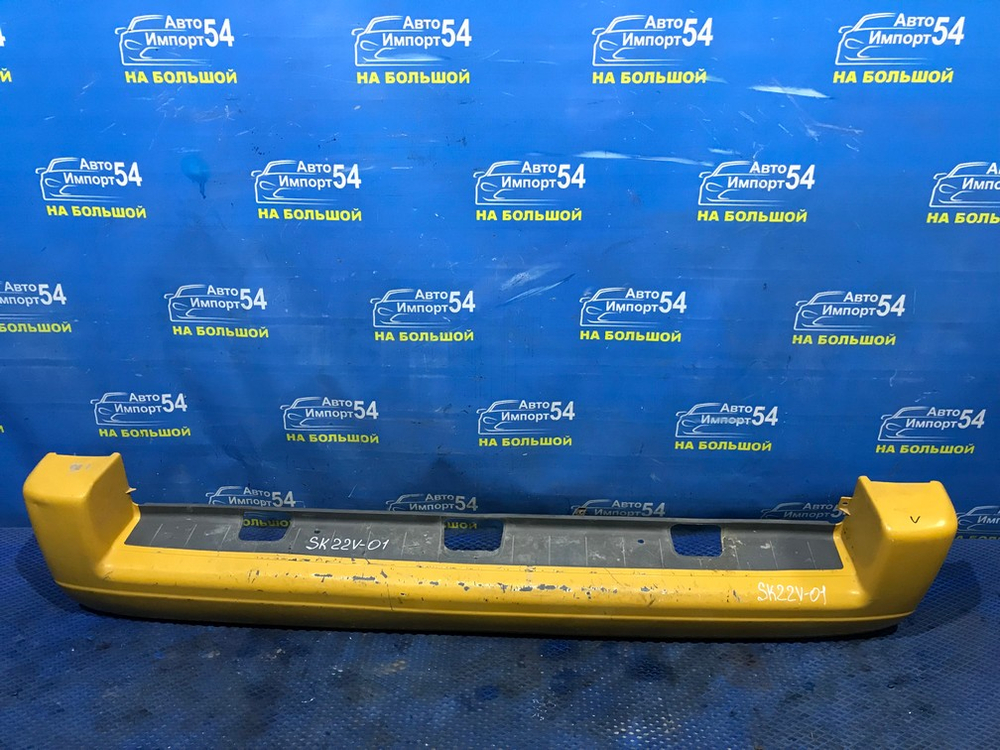 Бампер задний MAZDA BONGO 2002