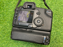 Canon EOS 5D + Canon BG-E4