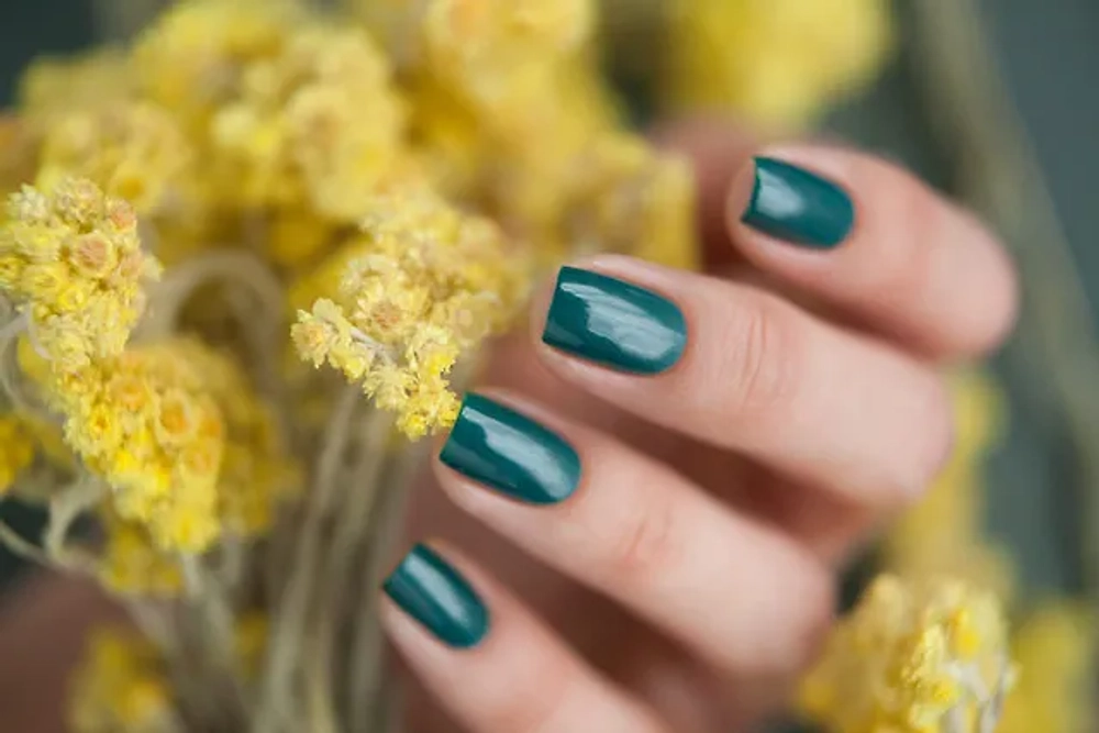 Лак Zuetc Steady 3