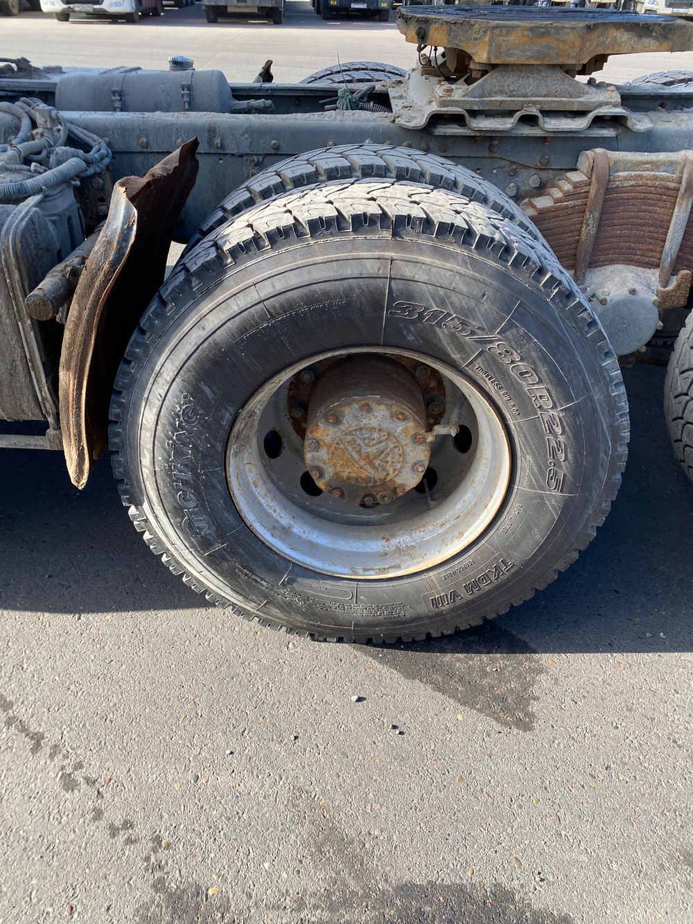 МАЗ 6430 6x4 Седельный тягач 643028-520-012 (Дизельный, 11,7 л, 428 л.с., МТ)