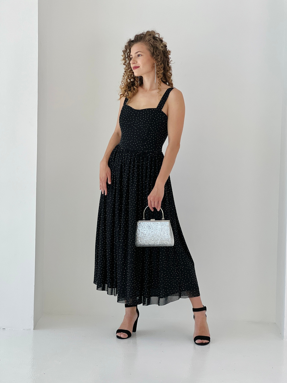 Платье со стразами