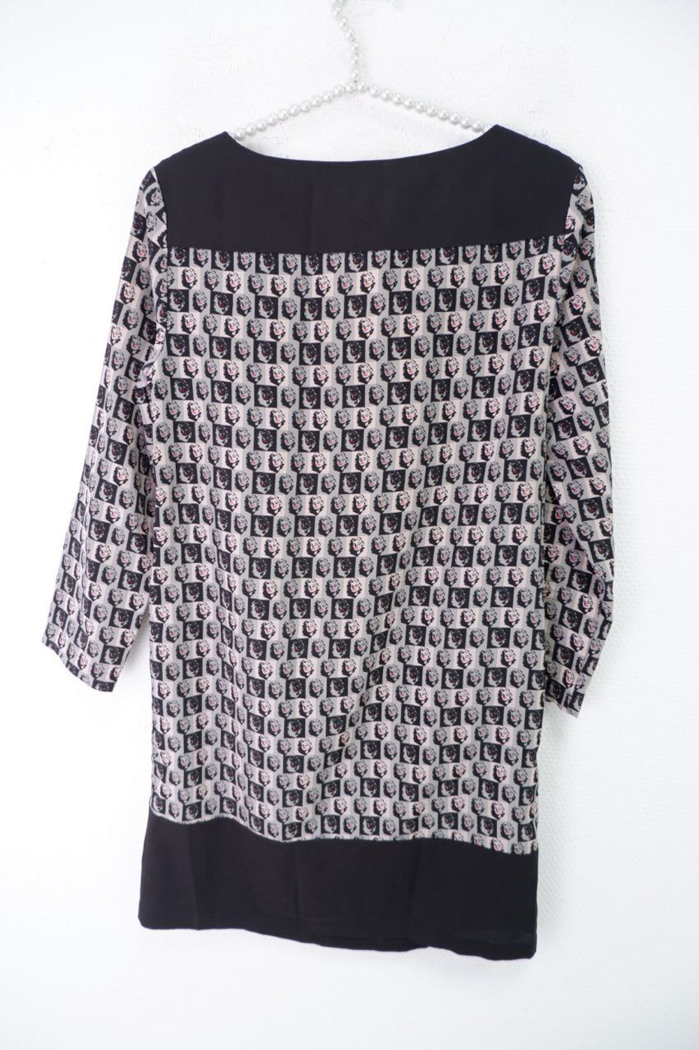 Платье Befree интересное 40 размер