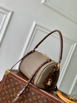 Louis Vuitton Express PM