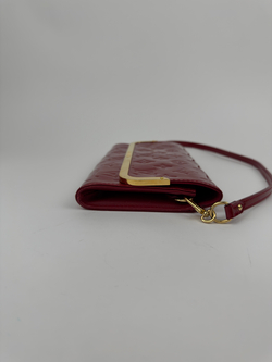 Сумка Louis Vuitton Rossmore Pomme D’Amour Monogram Vernis