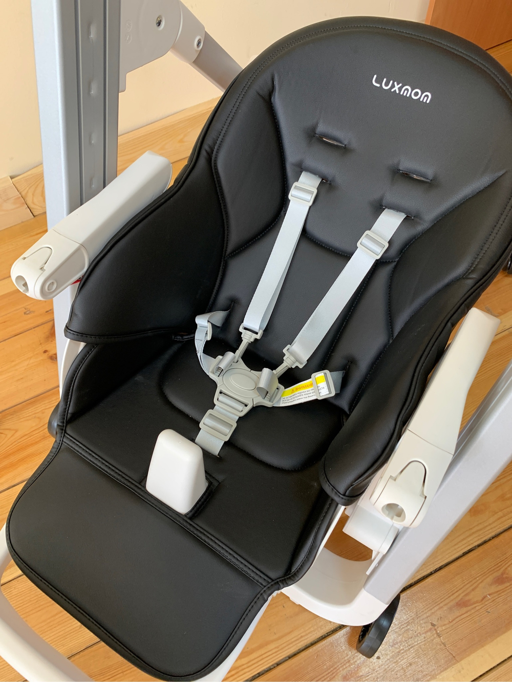 Стул для кормления luxmom В2 Чёрный