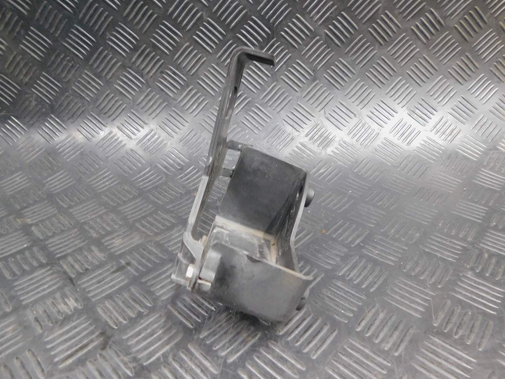 Пластик АКБ BMW F650 1996