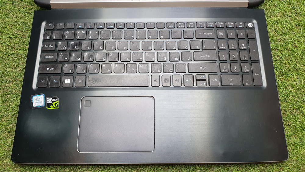 Игровой Acer i5-8/32Gb/GTX 1050 4Gb/FHD/Aspire 7 A715-72G A715-72G-53L5/Windows 10