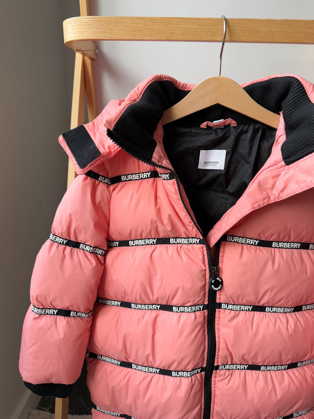 Пуховик Burberry, 116