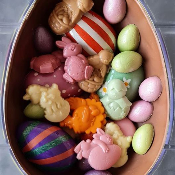 676 | Форма для шоколадных изделий "Яйцо большое 200мм" (275*175 мм)