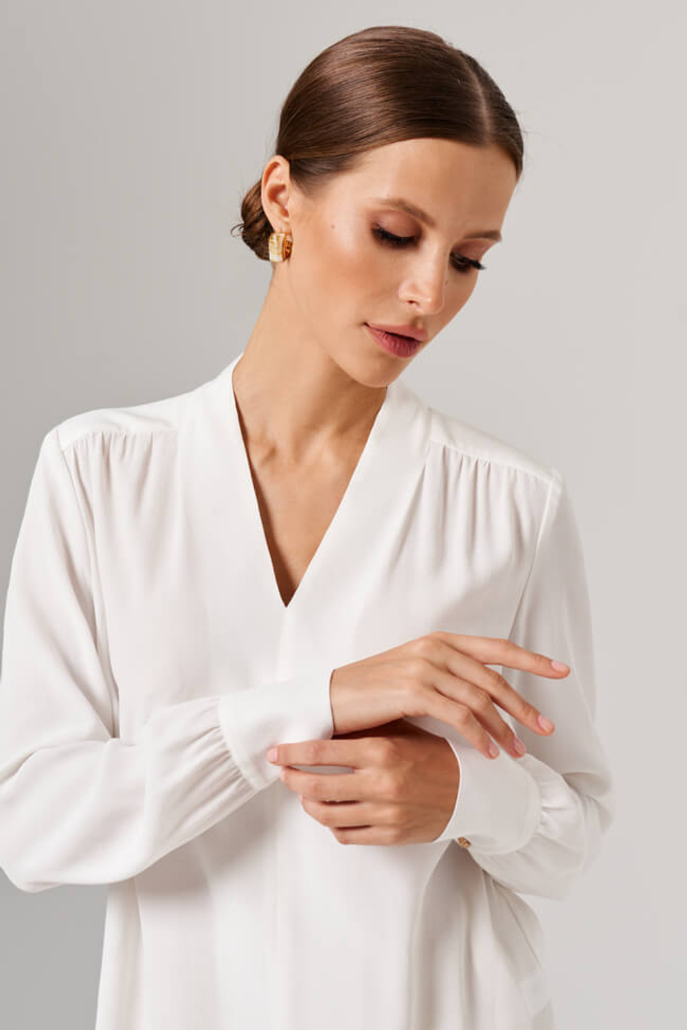 23160 Блузка женская (молочный)