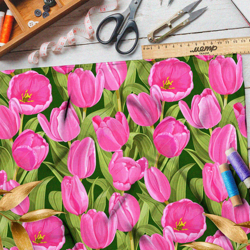 Ткань таффета насыщенные розовые тюльпаны на зелёном фоне