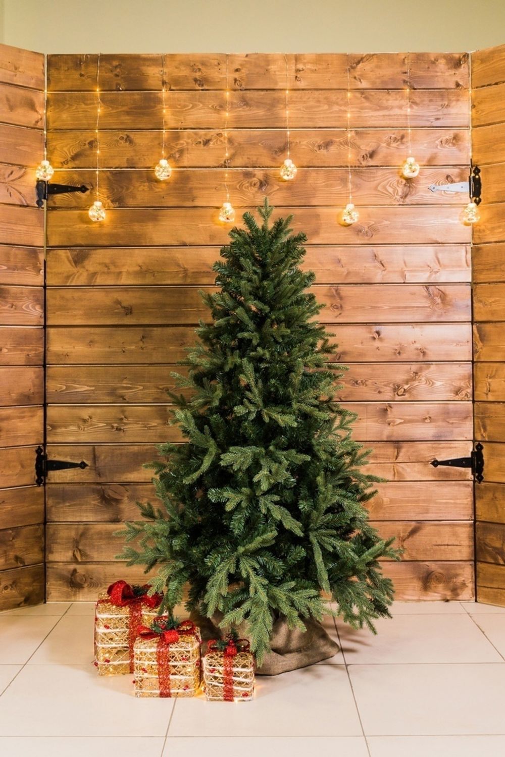 Искусственная ель «Валерио» (Литая+пвх) 270 см / 2.7 м