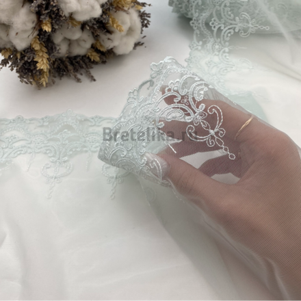 Вышивка на сетке мятная 22 см