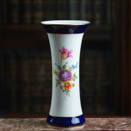 Ваза из саксонского фарфора