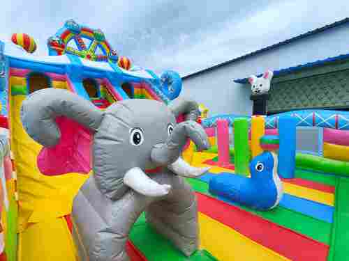 Коммерческий надувной батут «Парк развлечений 2» 10*6*6 м