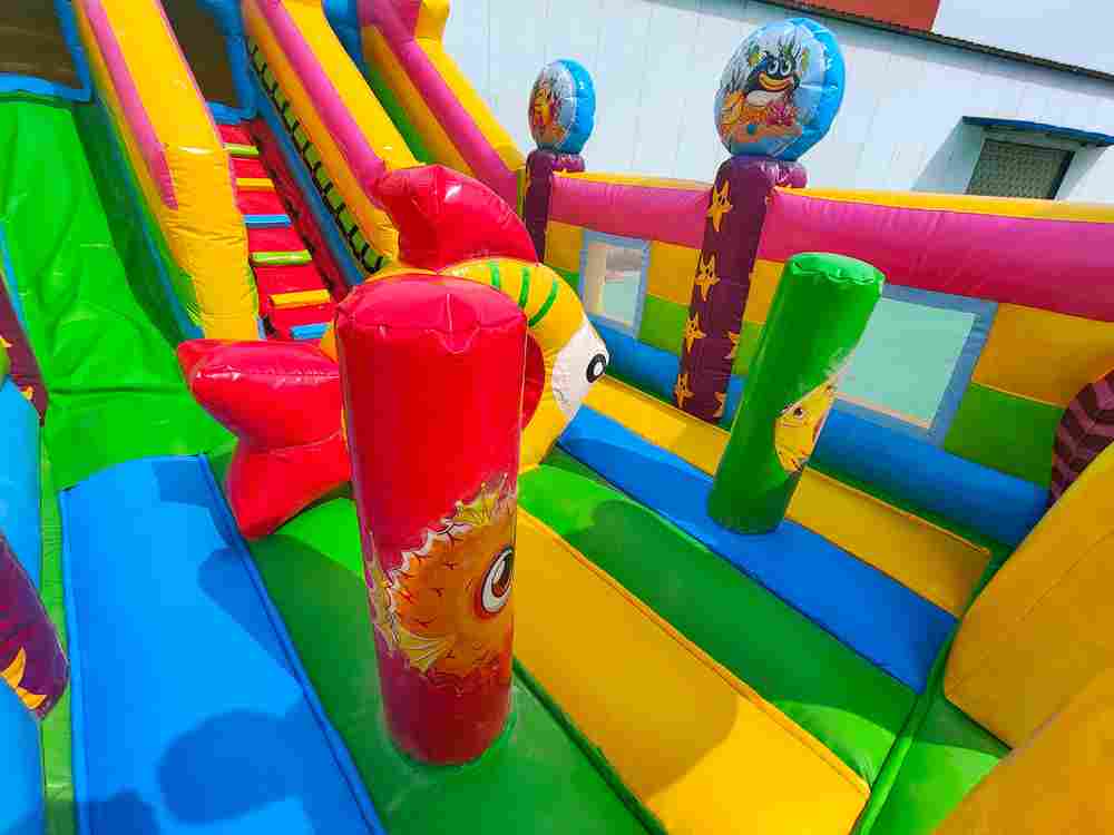 Коммерческий надувной батут с горкой «В гостях у моря 2», 8*4*5 м