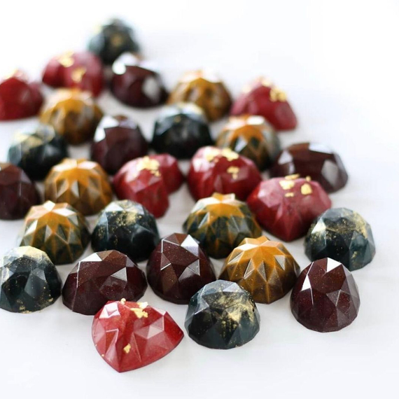 742 | Форма для шоколадных конфет "Грани ассорти" (275*175 мм)