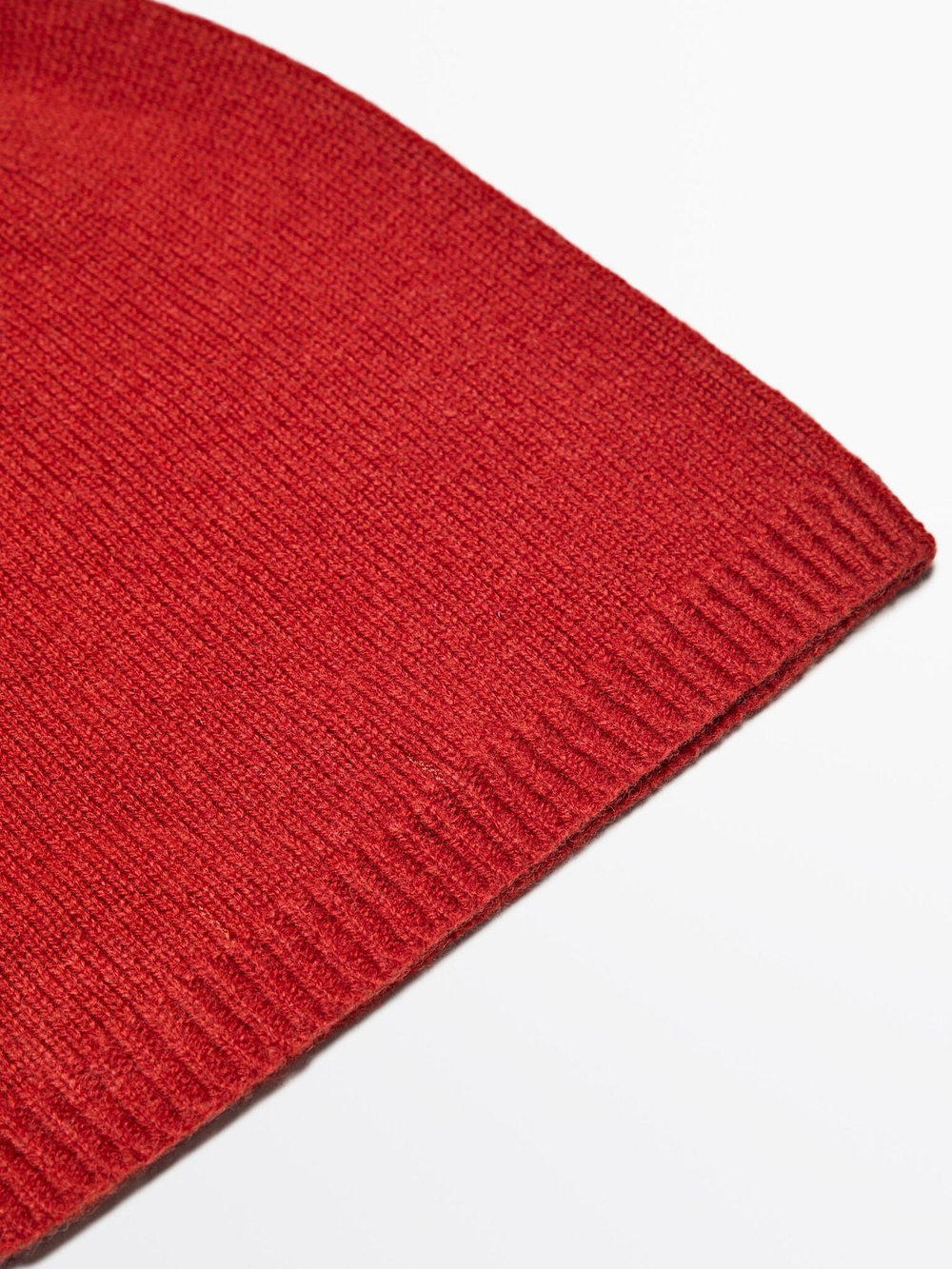 Massimo Dutti Шапка бини из тонкого трикотажа, терракотовый