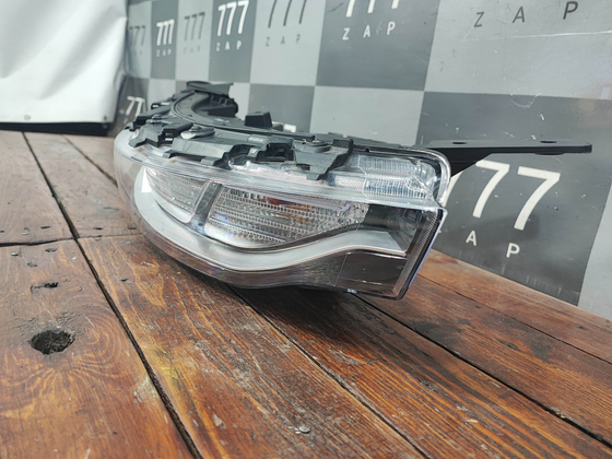 Фара ДХО правая Kia Soul 3 (SK3) 19-нв Б/У Оригинал 92208K0000