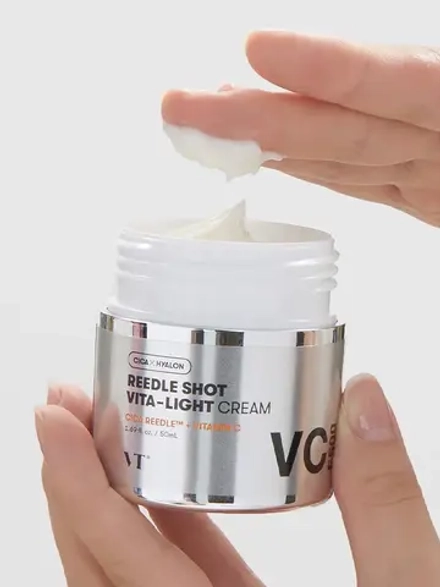 VT Cosmetics Осветляющий крем с витамином С и микроиглами Reedle Shot Vita-Light Cream 50 мл