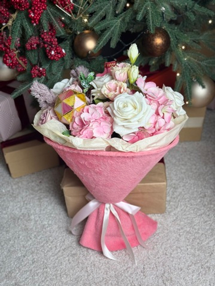 Платье для цветов. Круглая форма. Мех искусственный. Цвет:Ярко-розовый.