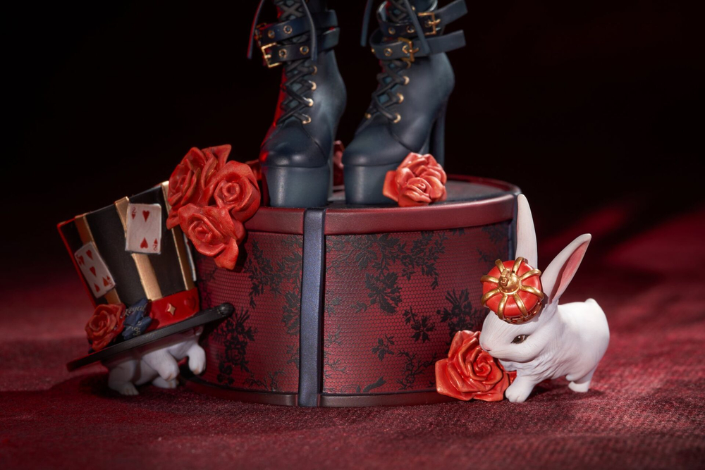 Red Queen and Princess Alice