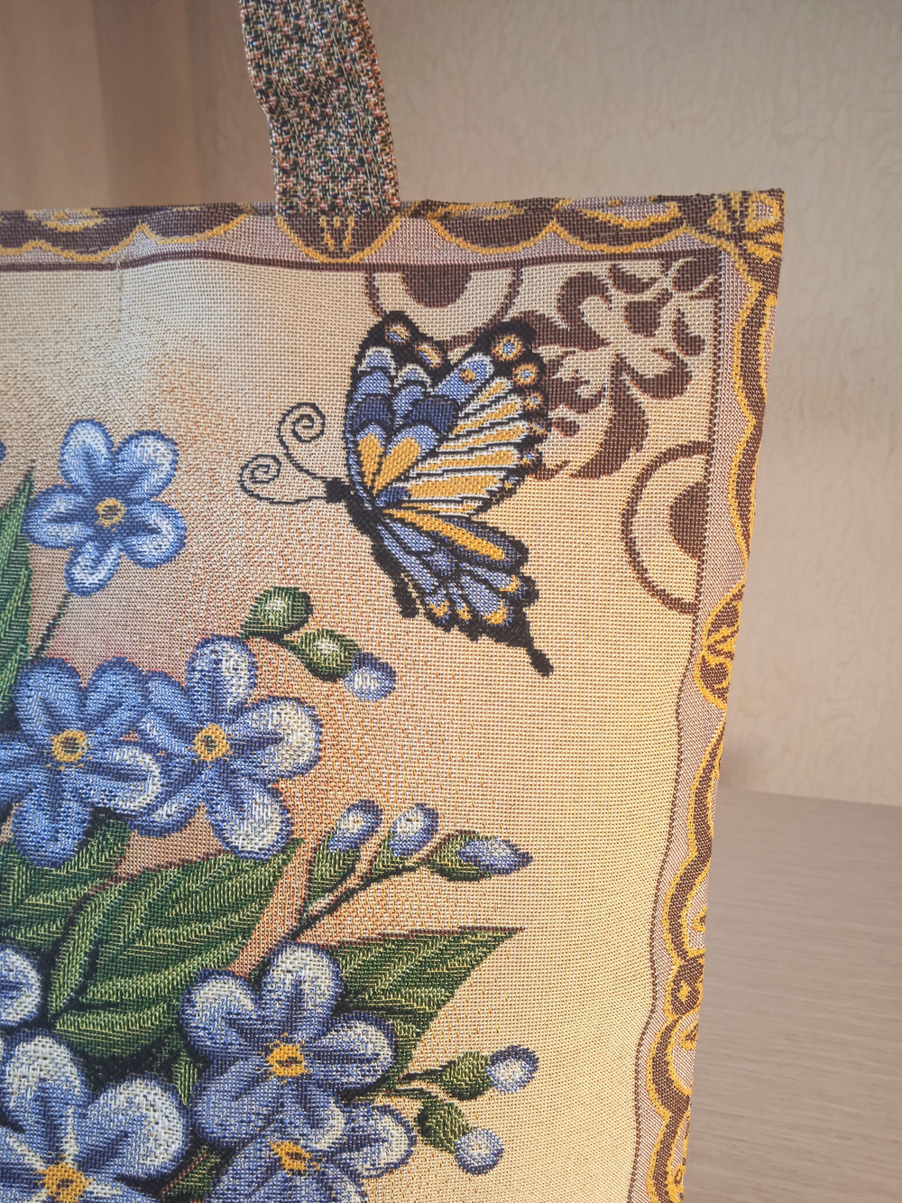 Гобеленовая сумка Незабудки (39х39х12)