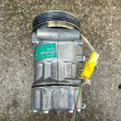 Компрессор кондиционера Peugeot 207/208/2008/3008/307/308