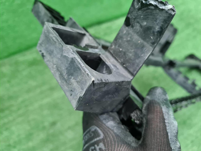 Воздуховод Mercedes B w247 (2018-2022)