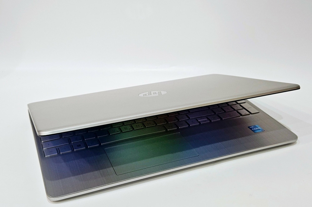 Ноутбук HP 15s-fq2050ur Конфигурация: Intel Core i3 1125G4 2.0ГГц/8 ГБ/512 ГБ SSD/Intel UHD Graphics/Windows 10 Домашняя/15.6"/1920х1080 пикс./A1