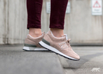 New Balance W576TTO