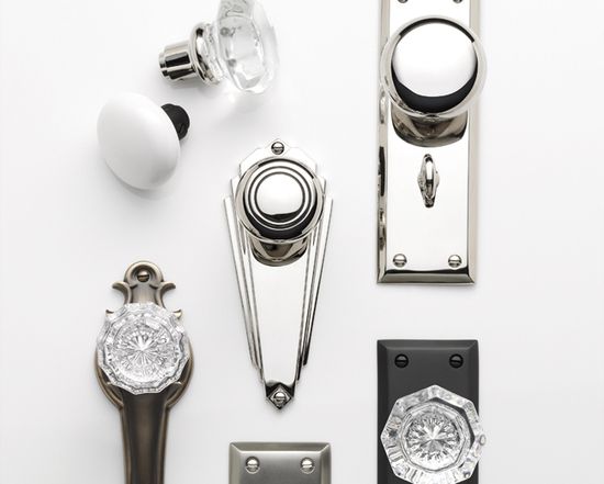 Выбираем дверные ручки