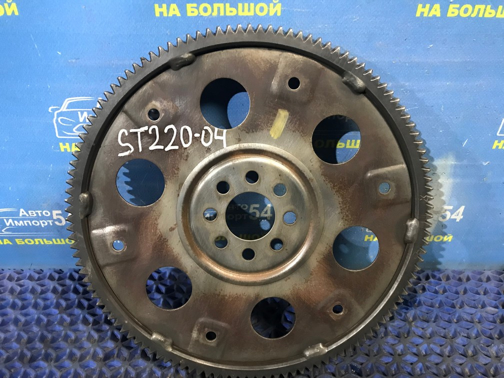 Маховик TOYOTA AVENSIS 2001