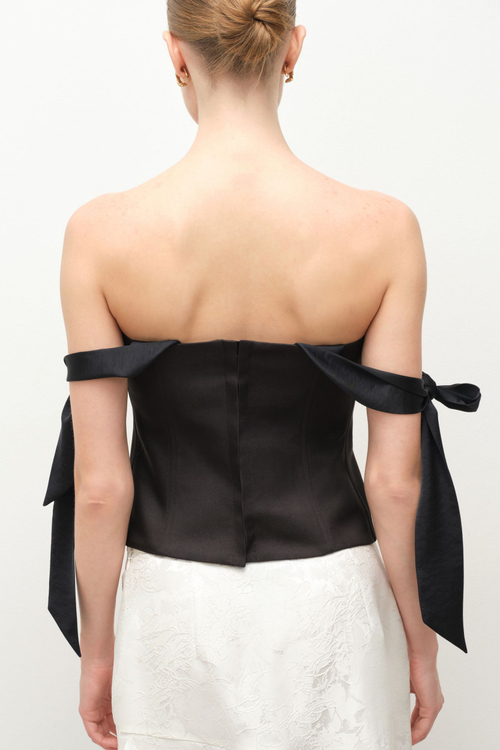 Корсет с лентами